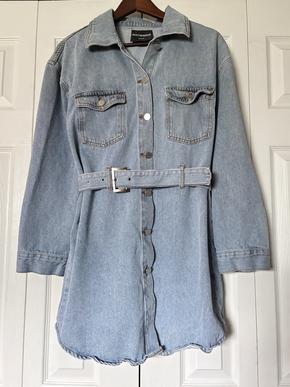 Kittenish Light Wash Denim Dress Size Medium Long Sleeve w/ Belt & Button Front